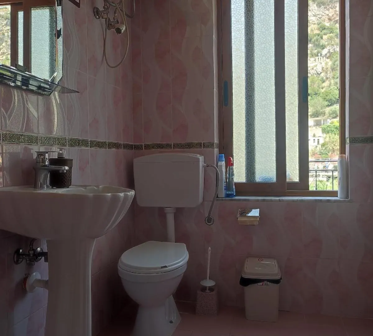 Buda Apartment Gorice Berat Albania